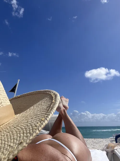 Back at the beach… by his__vixen