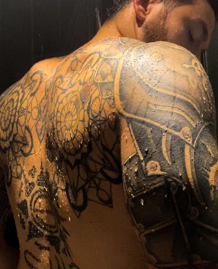 Back shot... GET YOUR MIND OUT OF THE GUTTER posted by conzo0311