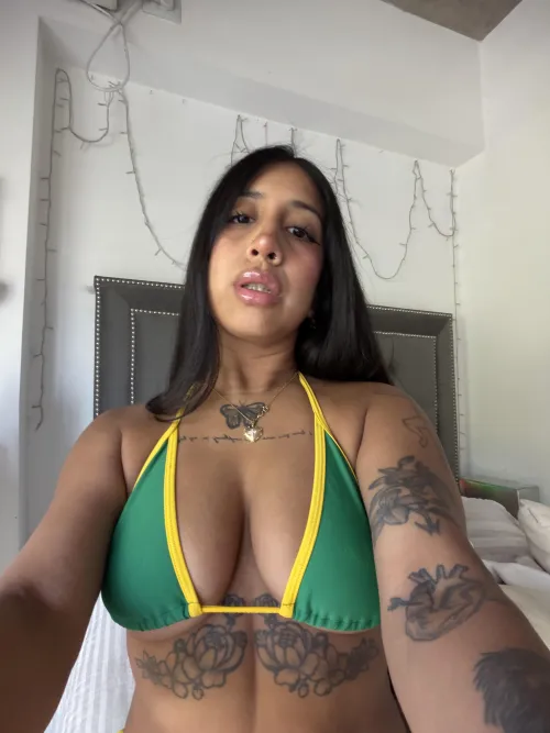 bad bitch face and body by babygalsivip