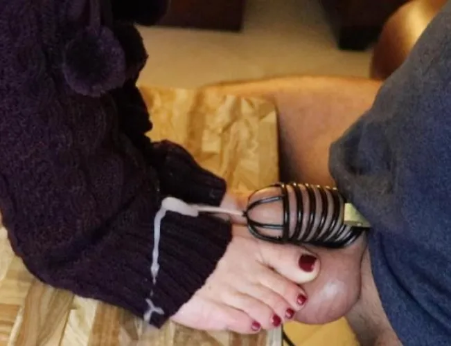 Ball crush cumshot by Future_Place7254