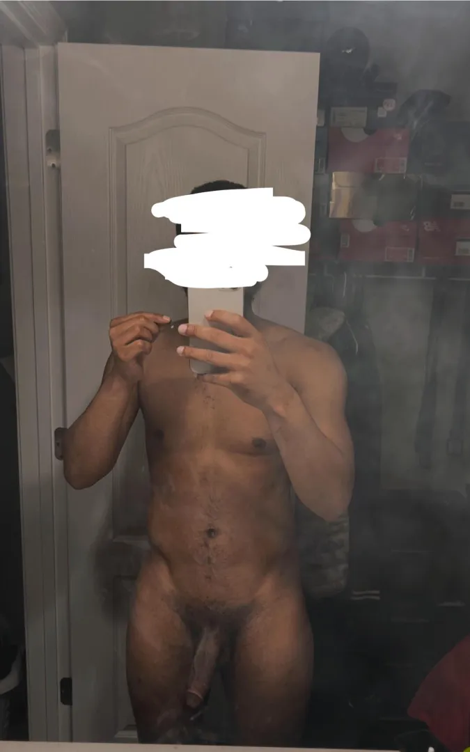 BBC in Maryland Heights looking for women only posted by 100KJ__