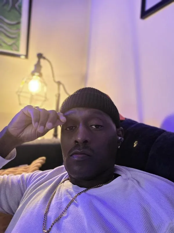 Bbc middle tn looking for a hotwife posted by Such-Patience-7659