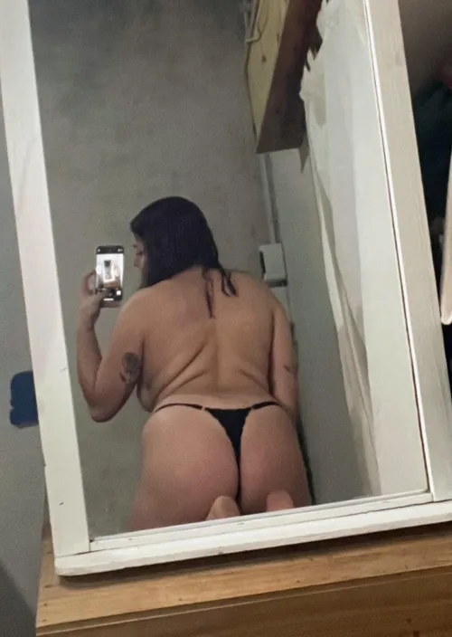 BBW so thick she broke the scale.... now break me instead by DreamyMistressx