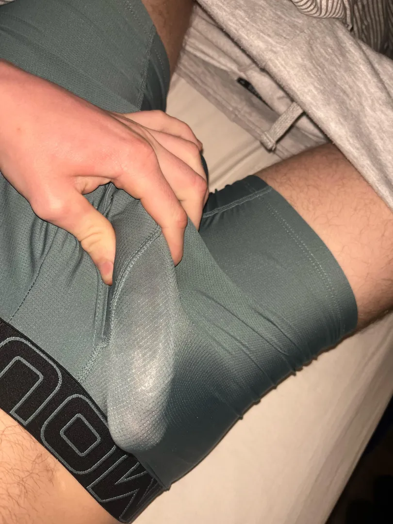 Be a good boy and put your face on my lap posted by Cum-Get-Me69