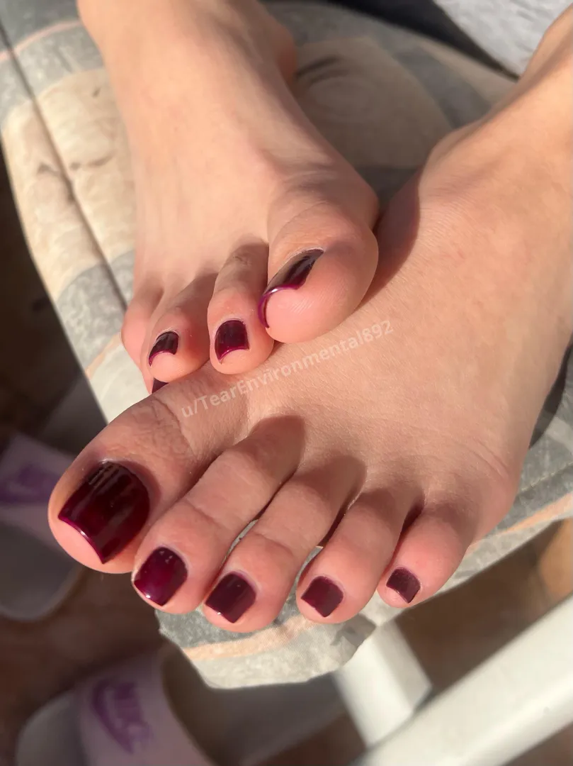 Be a good boy and send your goddess a gift for Women’s Day  posted by TearEnvironmental892