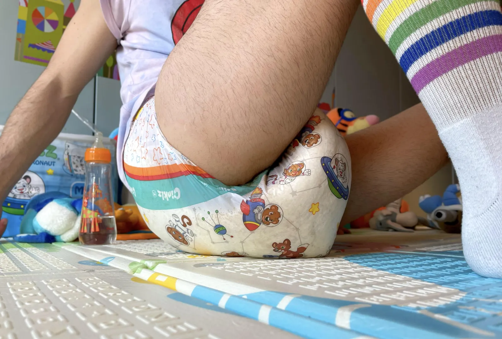 BE CAREFUL! The moment your partner sees you happily sitting in a poopy diaper they’ll never wanna have sex with you again  posted by LeoSparkle