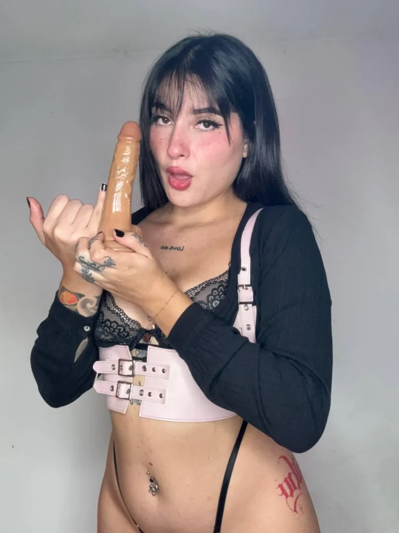 Be honest about your true size and I’ll give you a score posted by LippyRichAngel