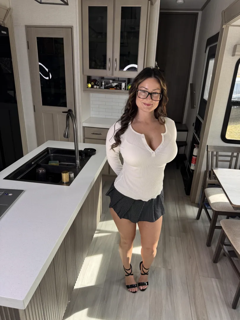 be honest... do u find milfs in heels like mine attractive or nah? posted by Upset_Trash_3094