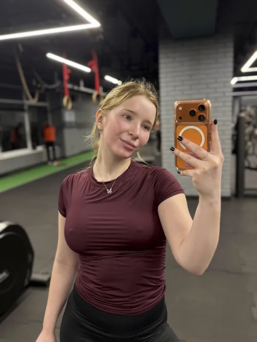 Be honest!! Gym crush or nah?  by sniftypie