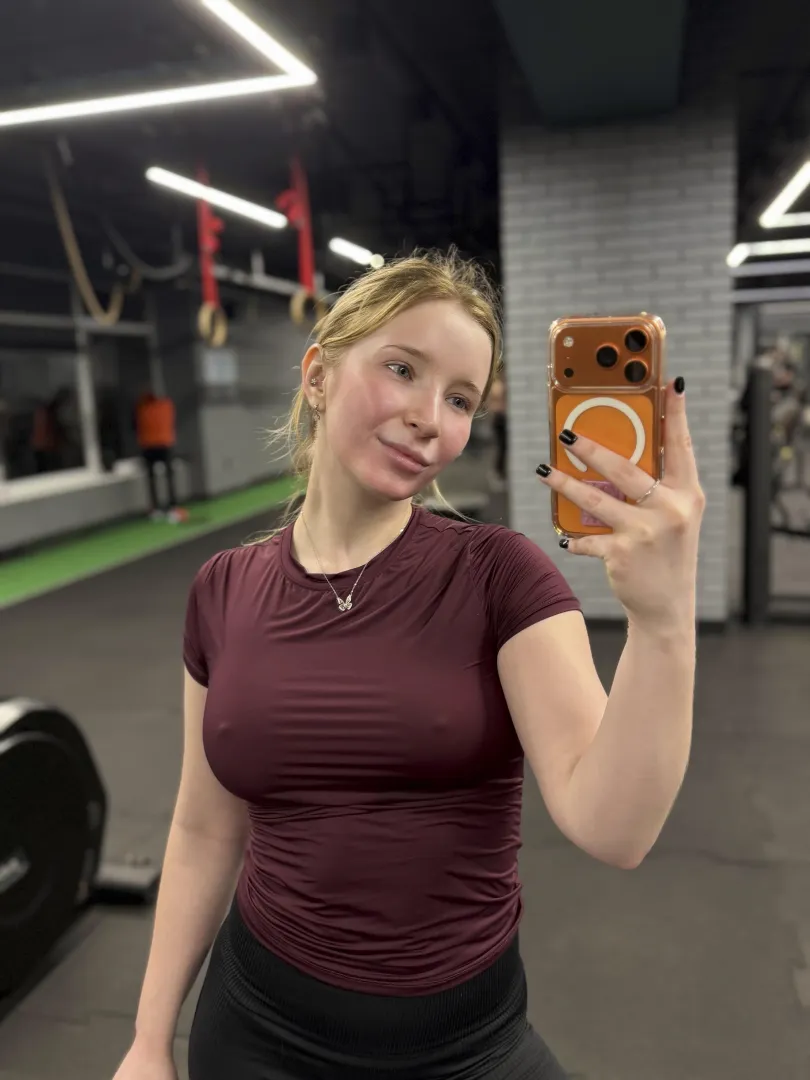 Be honest!! Gym crush or nah?  posted by sniftypie