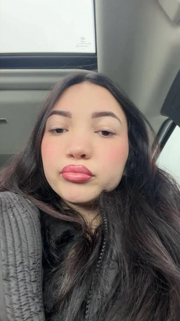 Be honest would you agree to sleep with me, or would you turn me down?  posted by cleojadeonly