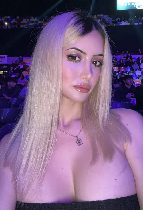 Be honest, would you ever approach a trans girl like me? by libertyvalentine