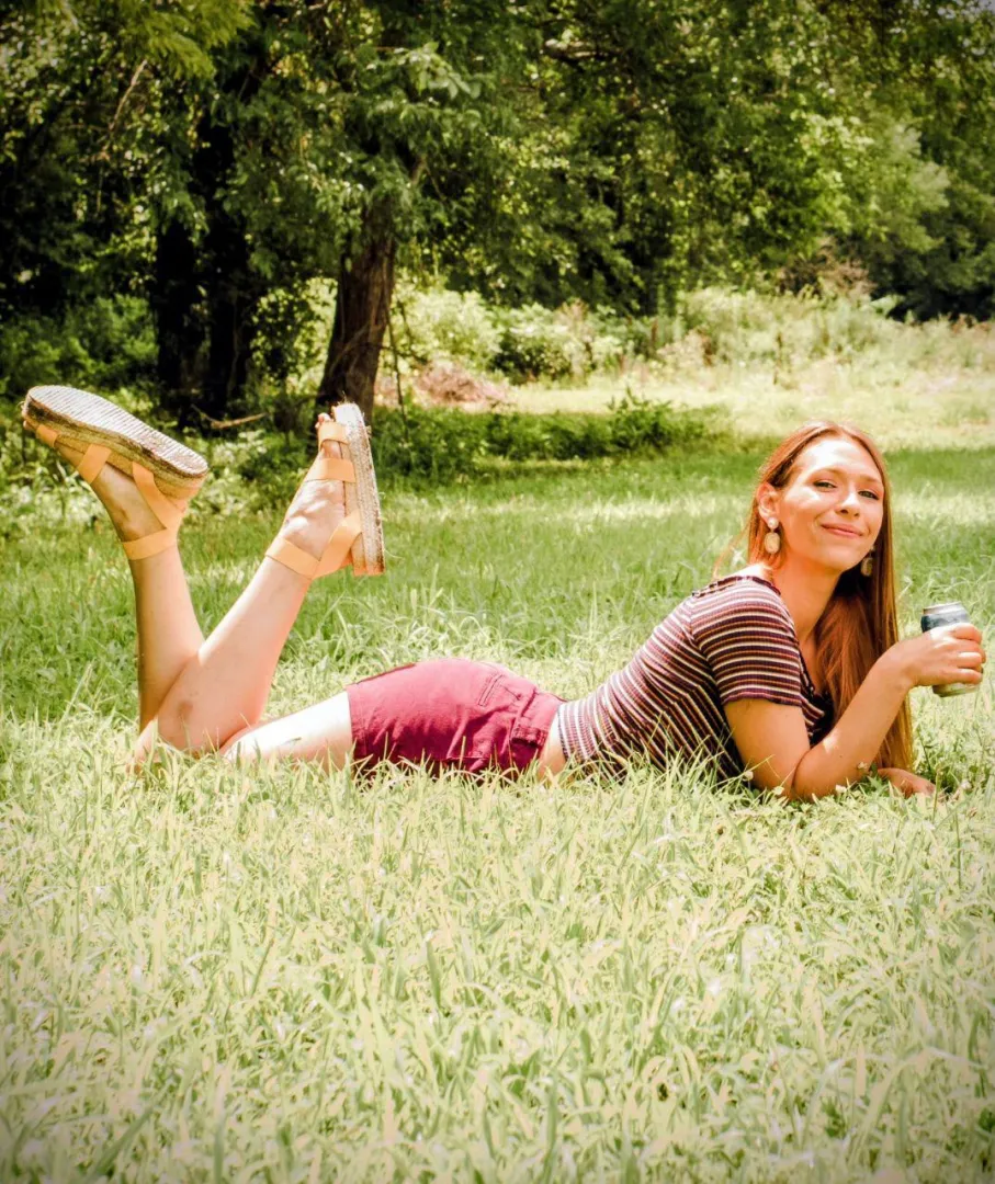 Be honest, would you jerk off to my nudes if i send you some posted by graceybabexo