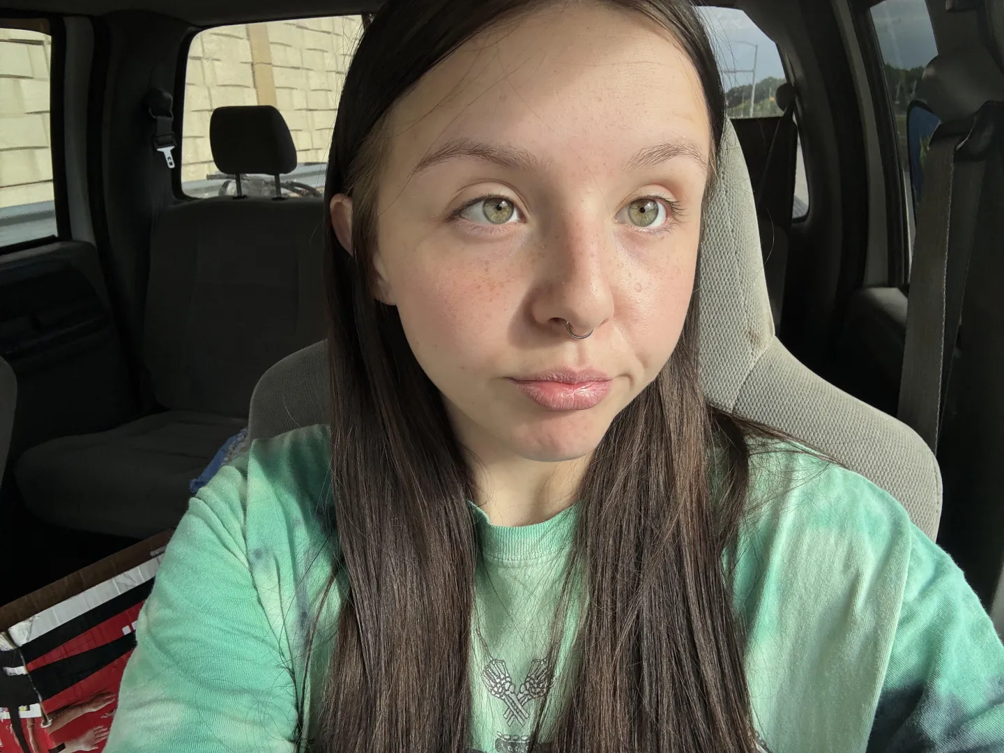 Be honest, would you jerk off to my nudes if i send you some posted by cassieonlyxo