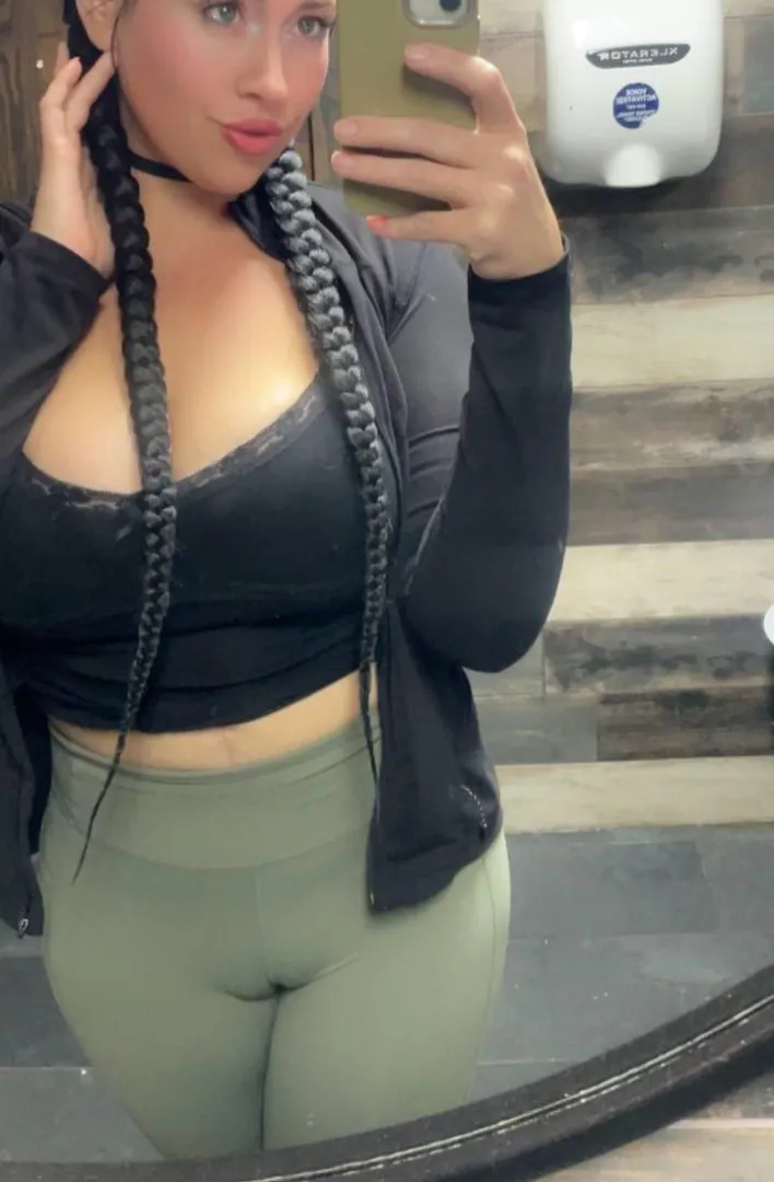 Be honest would you still creampie me even though I’m 34. Y or N? posted by TeraSkyeOnly