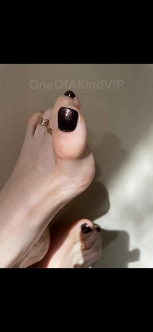 Be honest… you noticed by SoftToDarkFeet