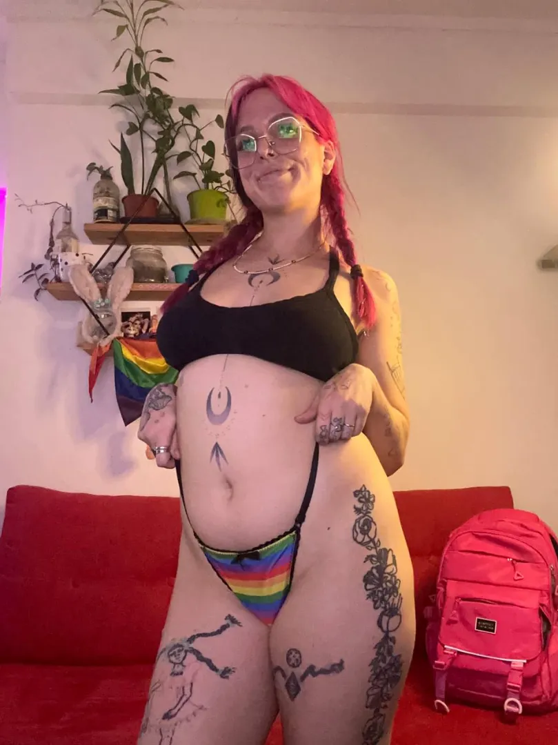 Be my man, I always make daily photos and videos to make you happy posted by FairyBunnyxX