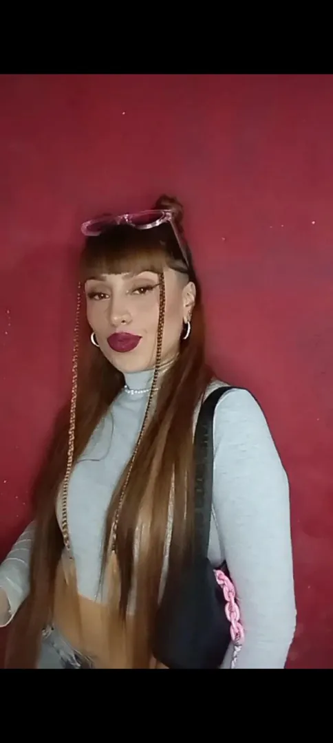 beautiful cherry-colored lips posted by Tastybabyyy888