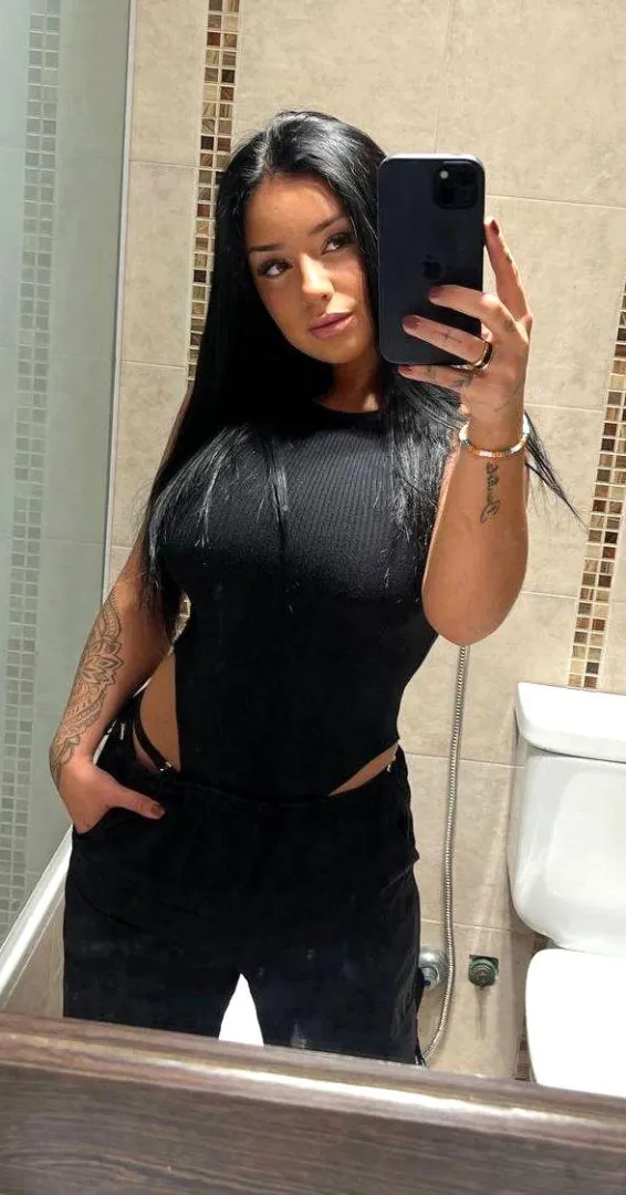 beauty with attitude posted by SereneSorceressx