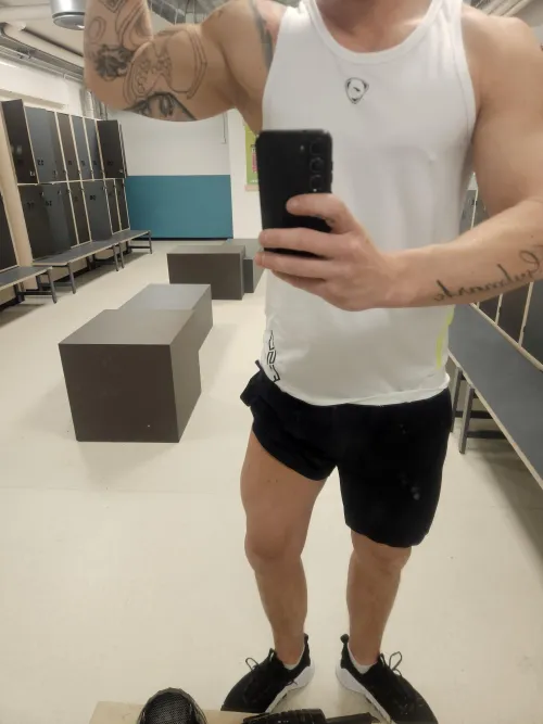 Before workout  by TheOneG89