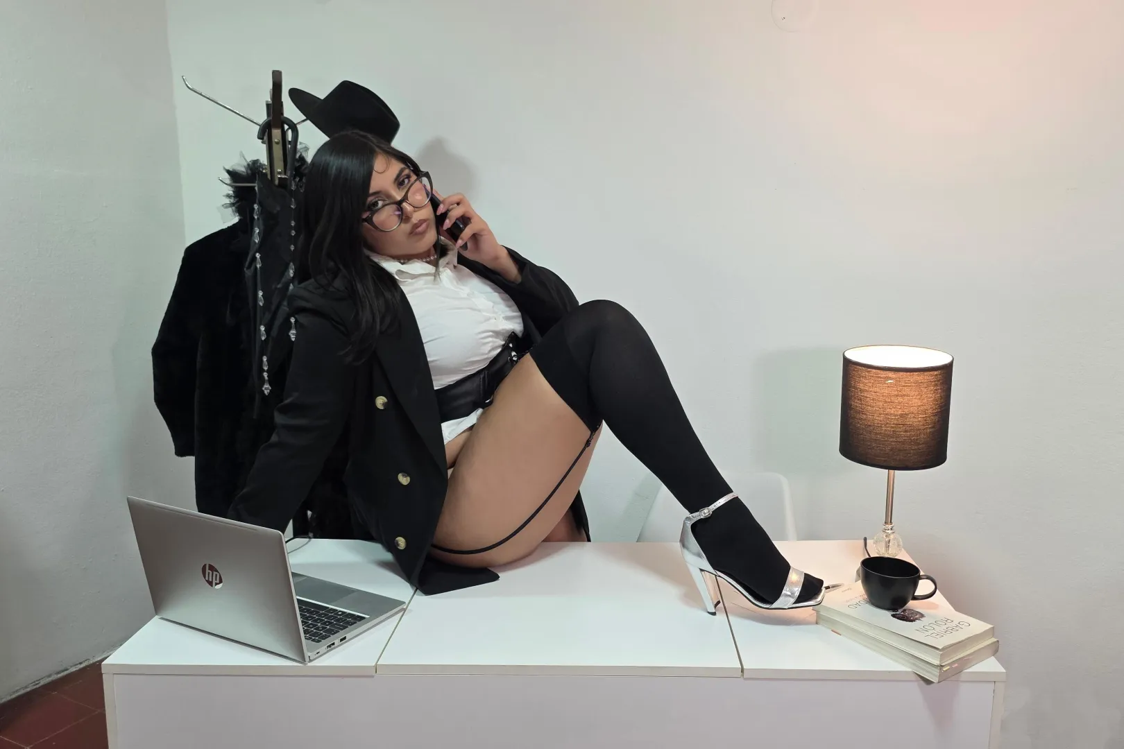 Being dominant isn’t a pose, it’s an energy. posted by Melaniekisses