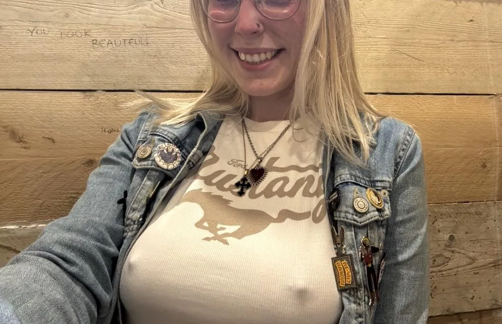 Being in a room full of sweaty men got me feeling this way. posted by Nosferasstu