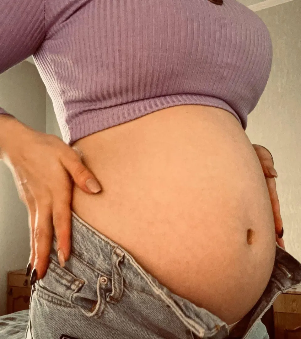 Being pregnant makes me want it all day everyday posted by itzpixxieku