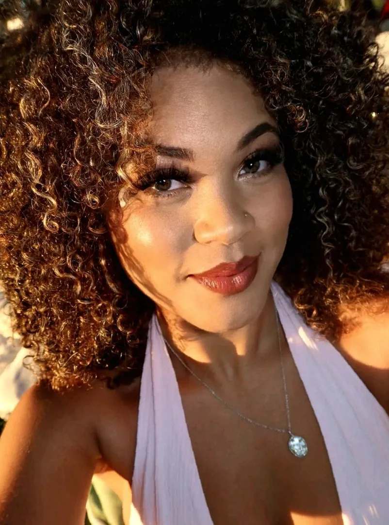 Belizean x English posted by annabellboo