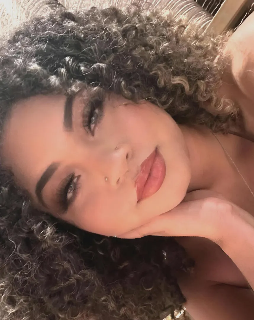 Belizean x english posted by WavyAndWonderful