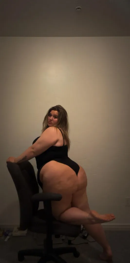 Bend me over… you down? posted by Jennaelaye