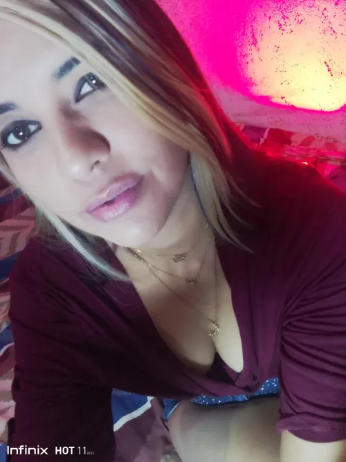 Besito de Buenos días  by alanamariarous