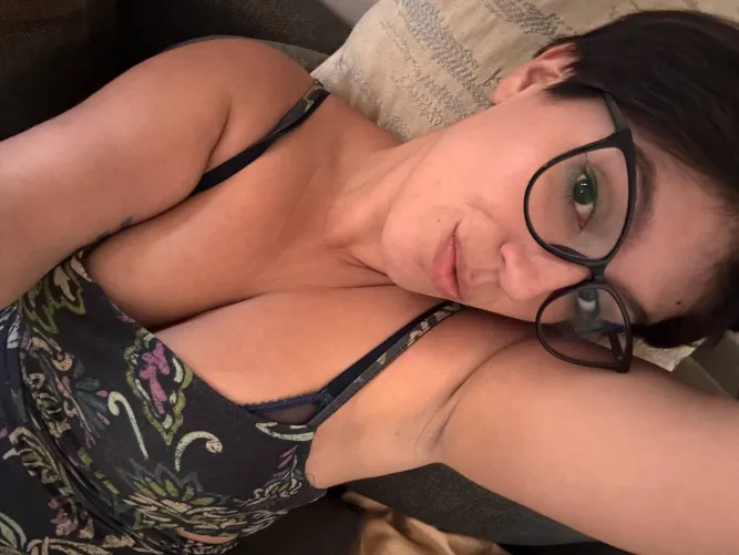 Beta boys always pretend they’re strong… until they see a Goddess raise her arm like this. by Inesitaax