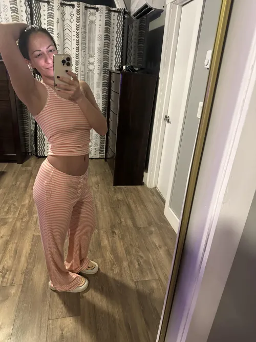 Betas look where? by Goddessbellini