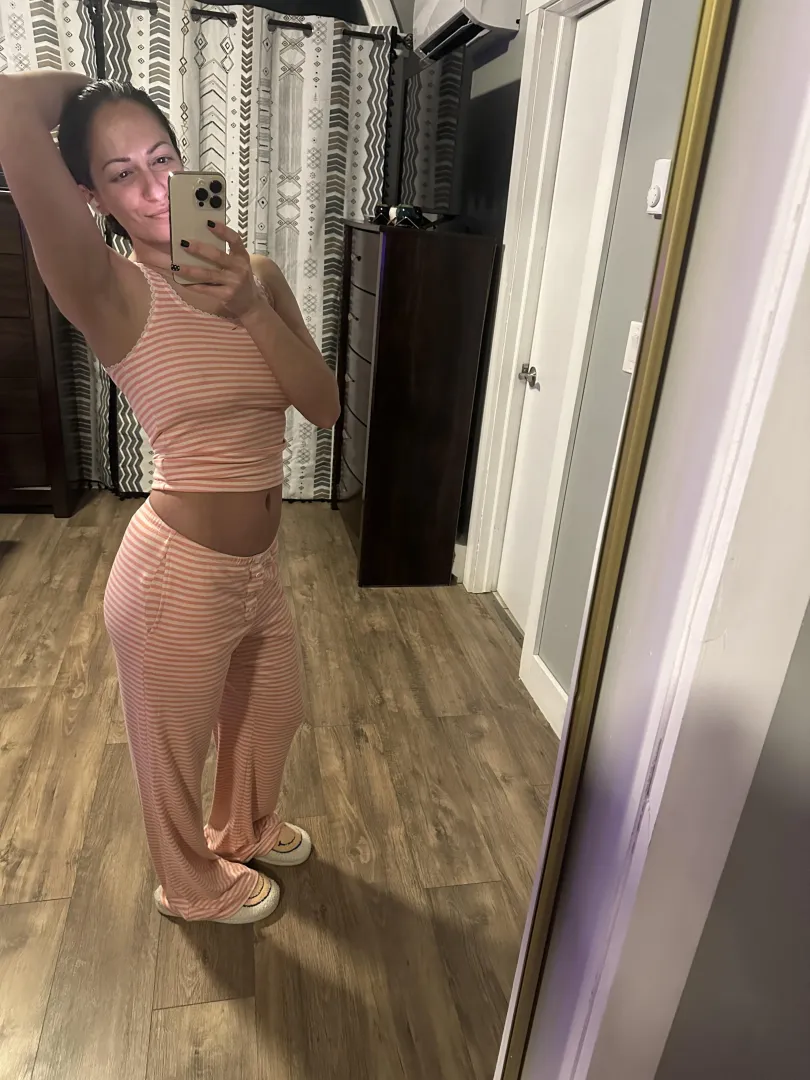 Betas look where? posted by Goddessbellini