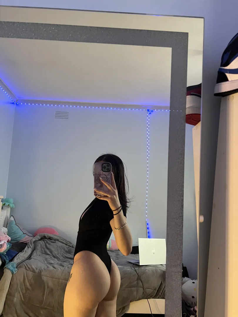 Better start putting your money aside for me posted by xhotbunnyx