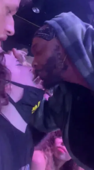 [B/G] - Swallow his spit - 706: OFF posted by Leon-PH3