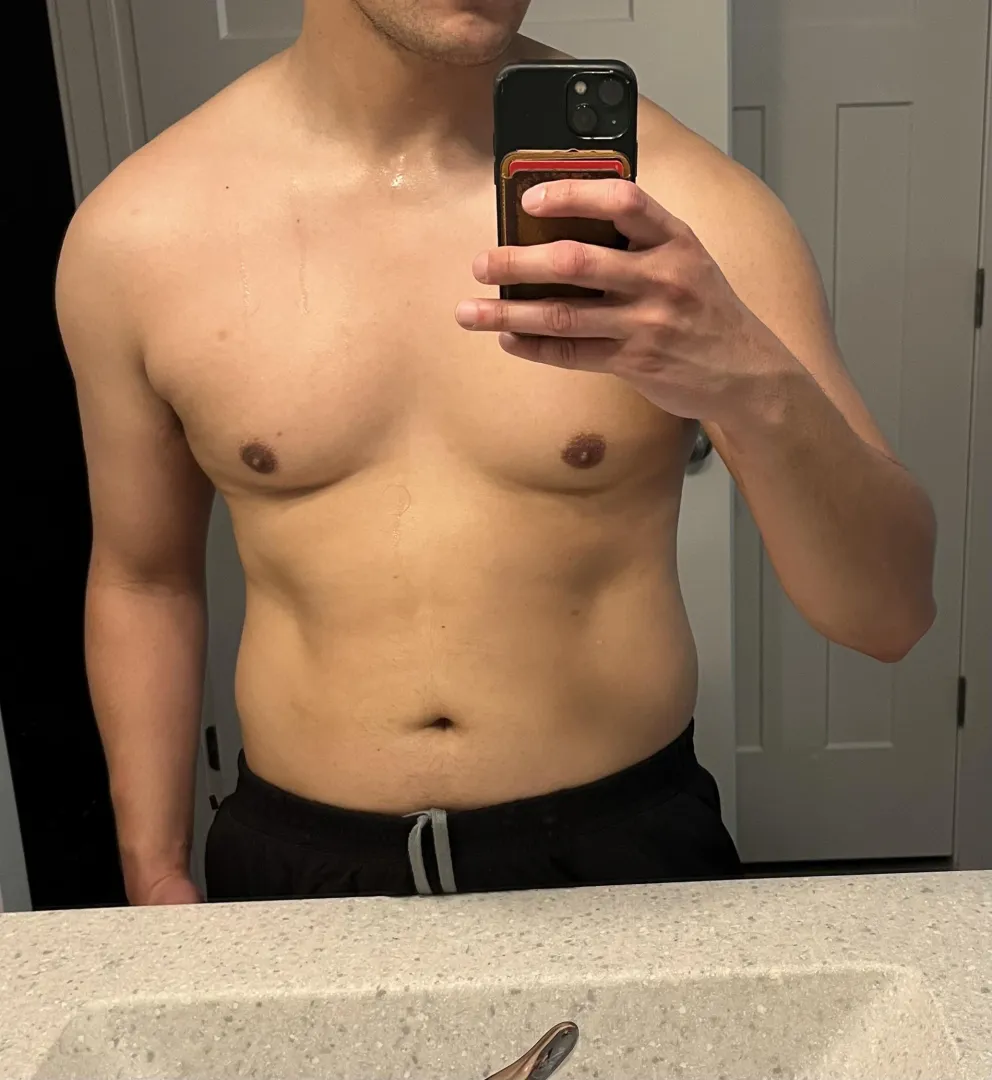 Bi top and friend looking for third posted by Visible-Mobile-3648