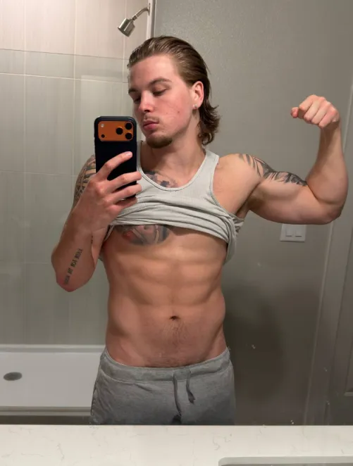 bicep check by thespicyrussian