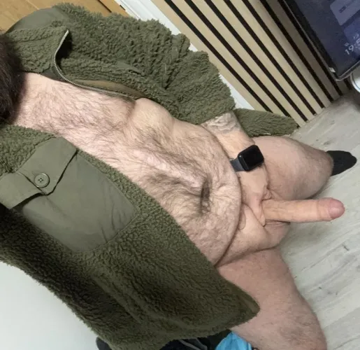 Big and hairy, perfect for the winter.. shame winter has just ended though by TheMVP94