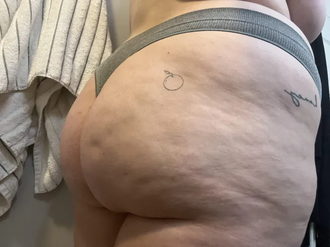 Big enough for your big cock  by swaggiemallows