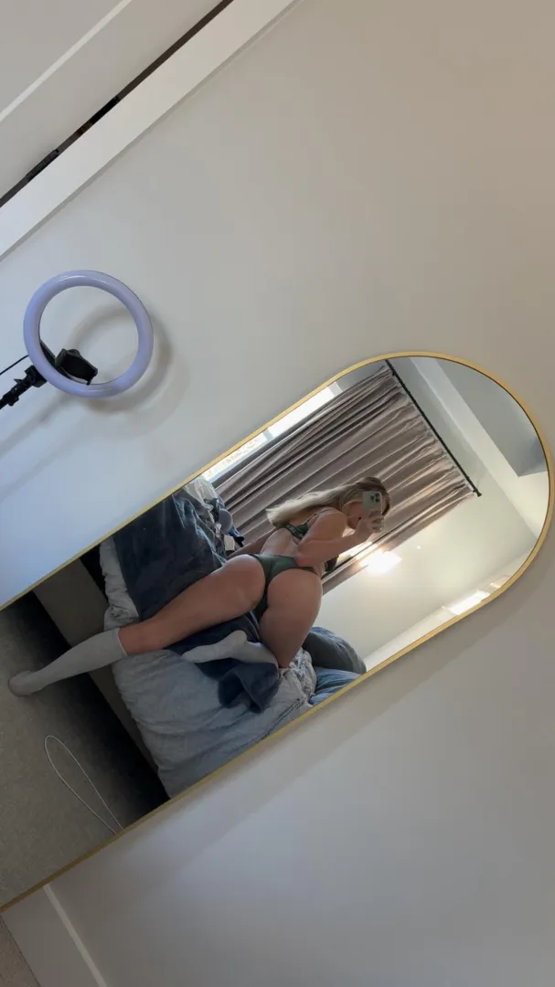 big fan of this position posted by chloeafterdarkxo