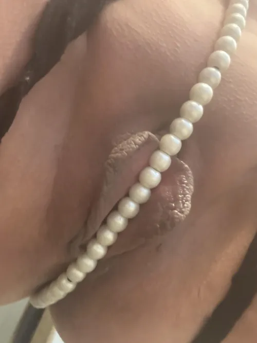 Bigger is better! by funsizedslutpuppy