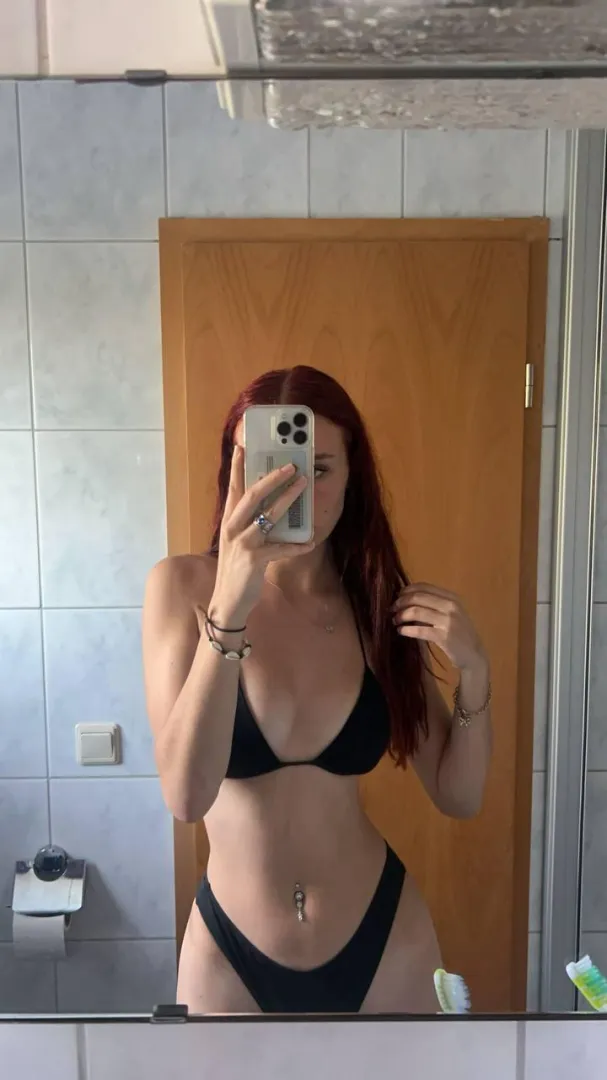 Bin wieder da :)) Die ersten 30  werden etwas sehen  posted by alisonmesh