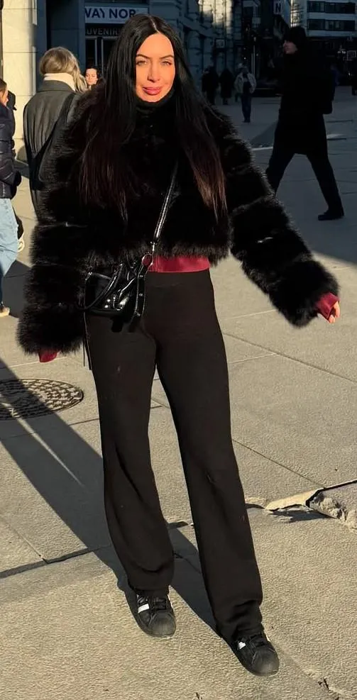 Black hair, black fur posted by ReboMax99