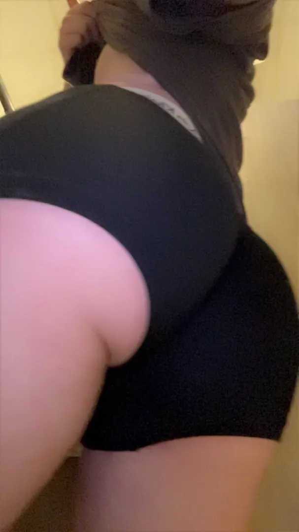 Black is my favourite colour posted by femjaymilkies