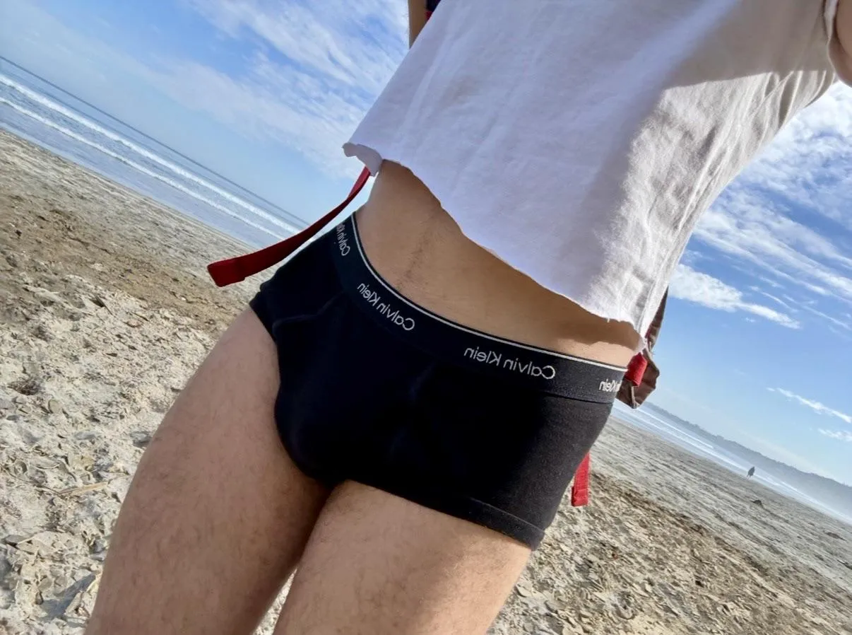 Blacks beach posted by FemBB7