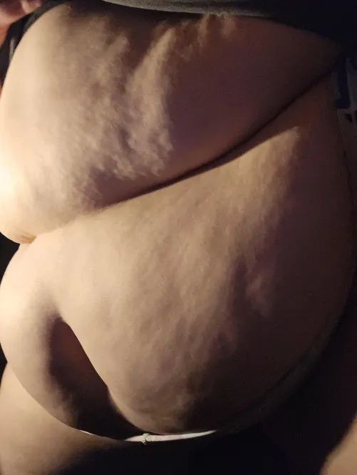 Blessing you with a belly of a fat gluttonous girl who can't stop eating who wants to contribute to my gluttony by PersonalTrash5556