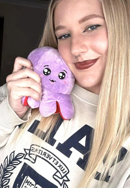 blonde doesn’t mean predictable by innocentshaelah