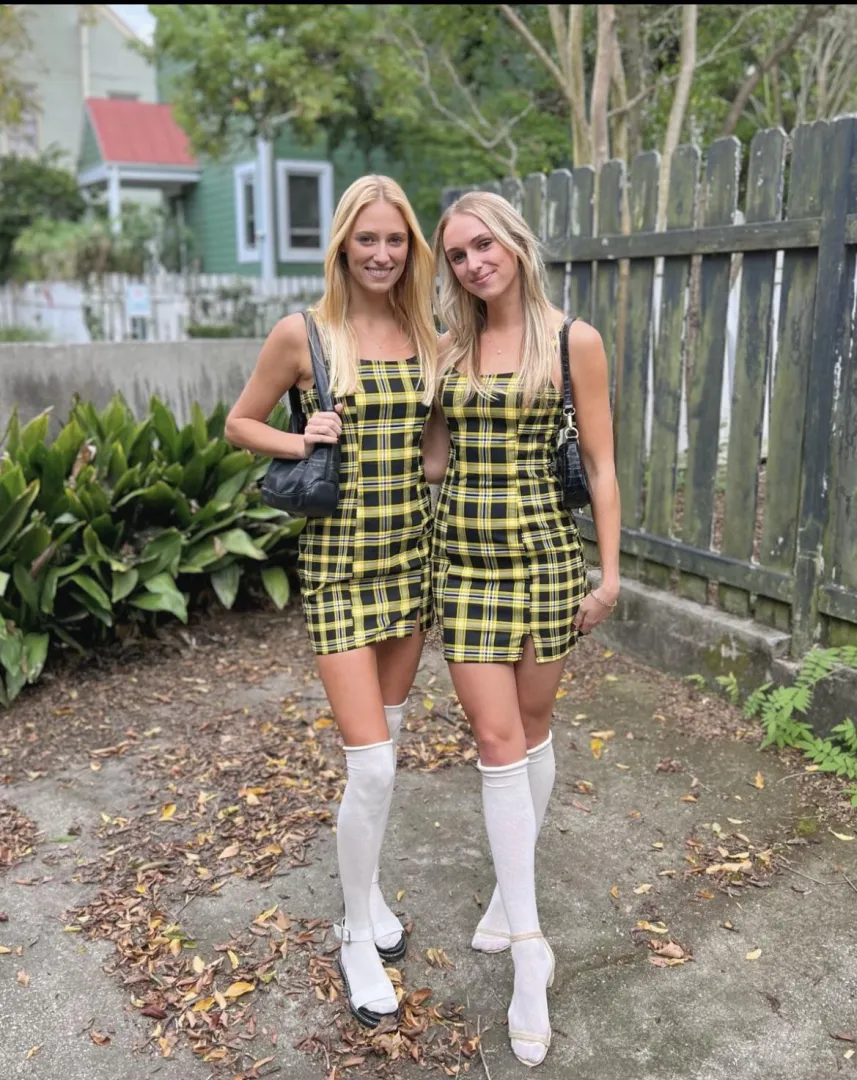 Blonde duo! posted by Beneficial-Ad-4971