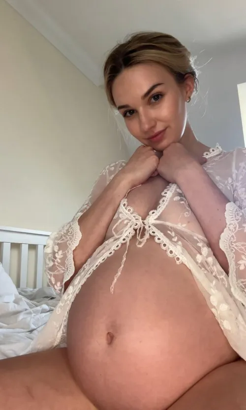 Blondes look hot pregnant by faithinmystery